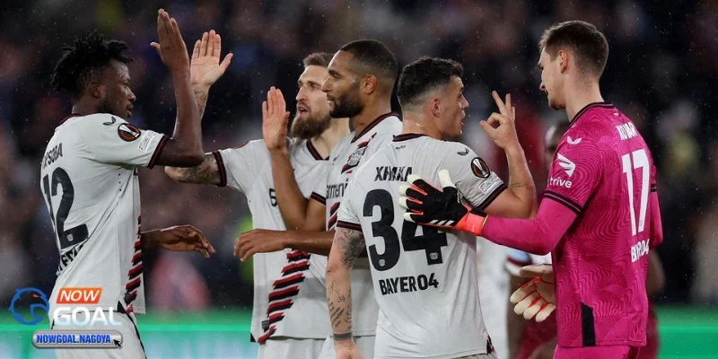 Cúp C2 Châu Âu Trận chung kết năm 2004 - Cú ngược dòng lịch sử